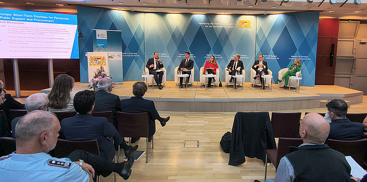 Podiumsdiskussion zur Wehrfähigkeit Europas in Brüssel am 9. Juni 2026. Es diskutierten u.a. Vertreter der Parlamentarischen Versammlung der NATO, der EU-Kommission, des Europäischen Parlaments und nationaler Vertretungen. 