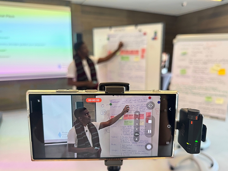 Developing solutions together: Based on the principles of the Social Market Economy, participants developed approaches to concrete challenges in their home regions.