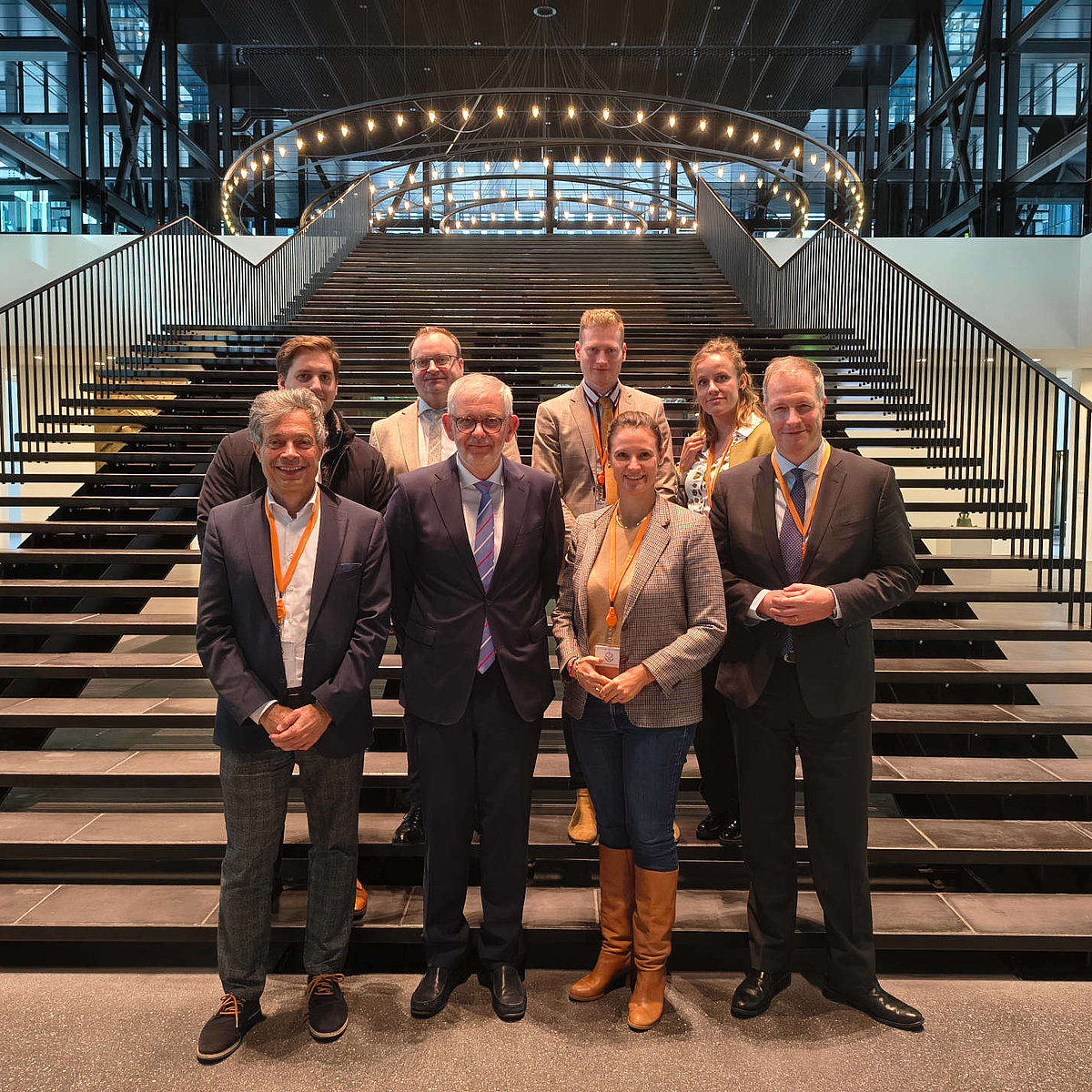 Mit dem Vizepräsidenten des Europäischen Gerichtshofs (EuGH) Thomas von Danwitz (zweiter vorne links).