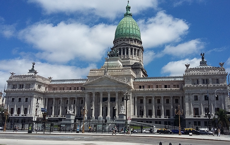 Milei’s win brings market optimism, but deep structural reforms lie ahead—from labor and tax changes to environmental and penal code revisions—requiring dialogue in Congress